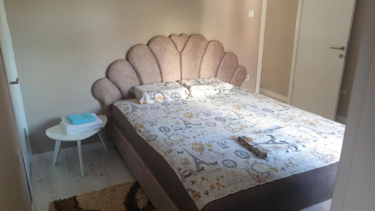 Apartman Sweet Dreams 3 Nis Ngoại thất bức ảnh